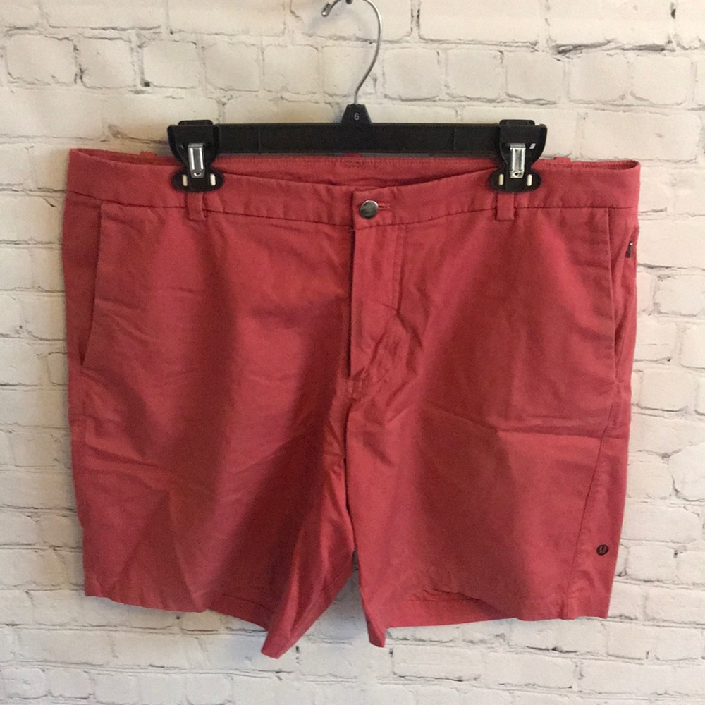 Lululemon Shorts 40